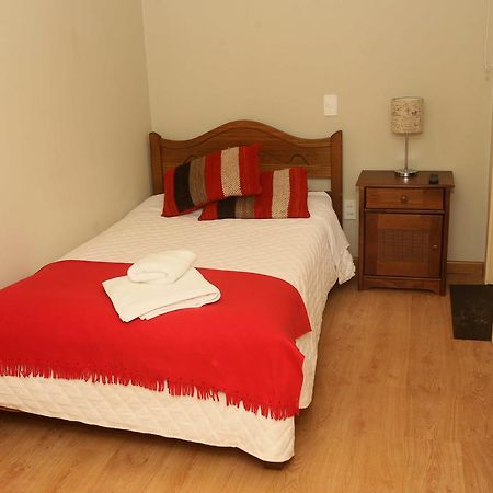 Hostal Y Departamentos Alcala Temuco Eksteriør billede